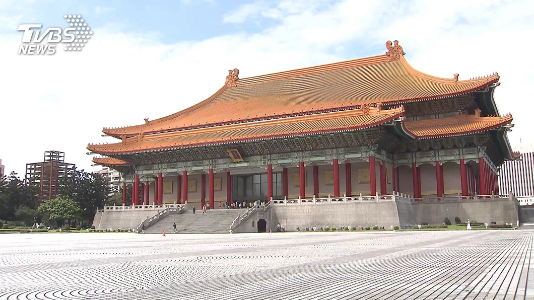 National Theater launches green initiative (TVBS News) National Theater launches carbon reduction initiative