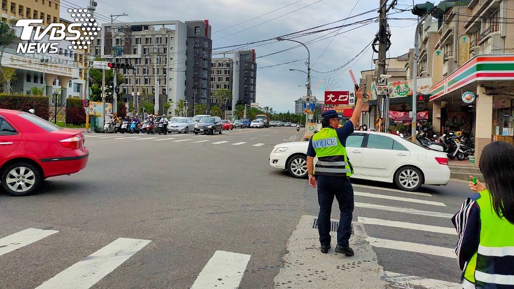 Taiwan unveils list of 1,000 pedestrian accident hotspots (TVBS News) Taiwan unveils list of 1,000 pedestrian accident hotspots