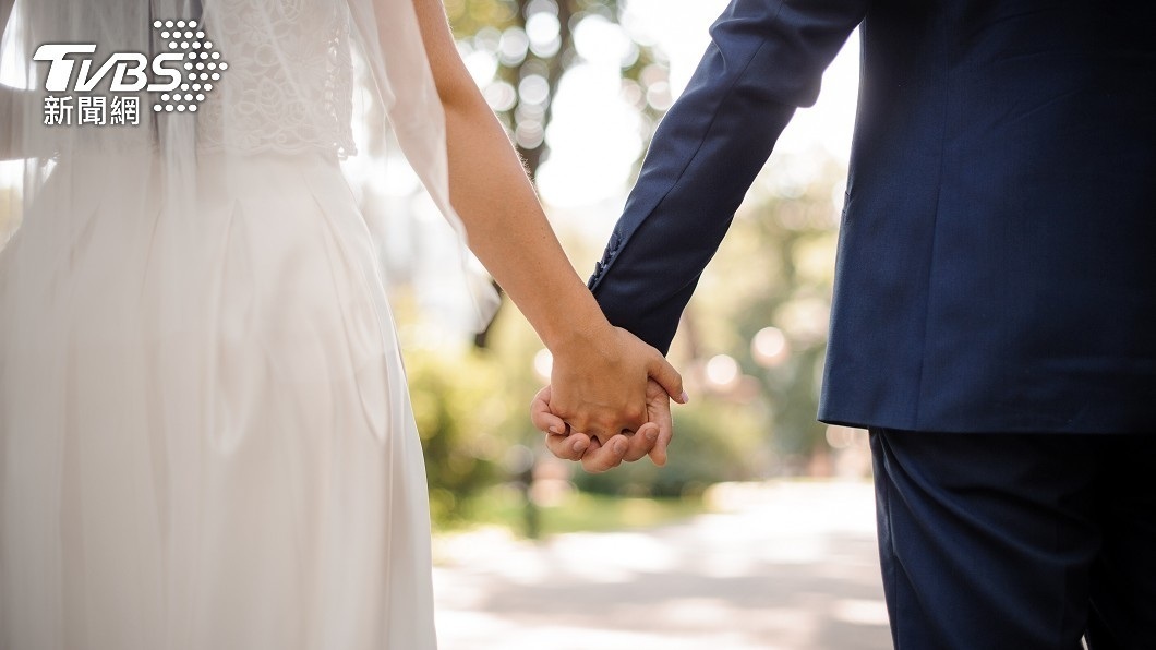 Taipei opens joint wedding registration (Shutterstock) Taipei opens registration for joint wedding ceremony