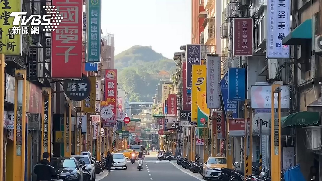 Taiwan’s Keelung street mirrors iconic Japanese scenery (TVBS News) Taiwan’s Keelung street mirrors iconic Japanese scenery