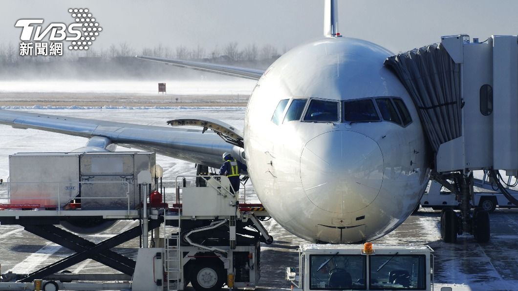 Kansai tops baggage handling survey (Courtesy of Shutterstock) Zero lost luggage: Kansai Airport’s 30-year perfect record