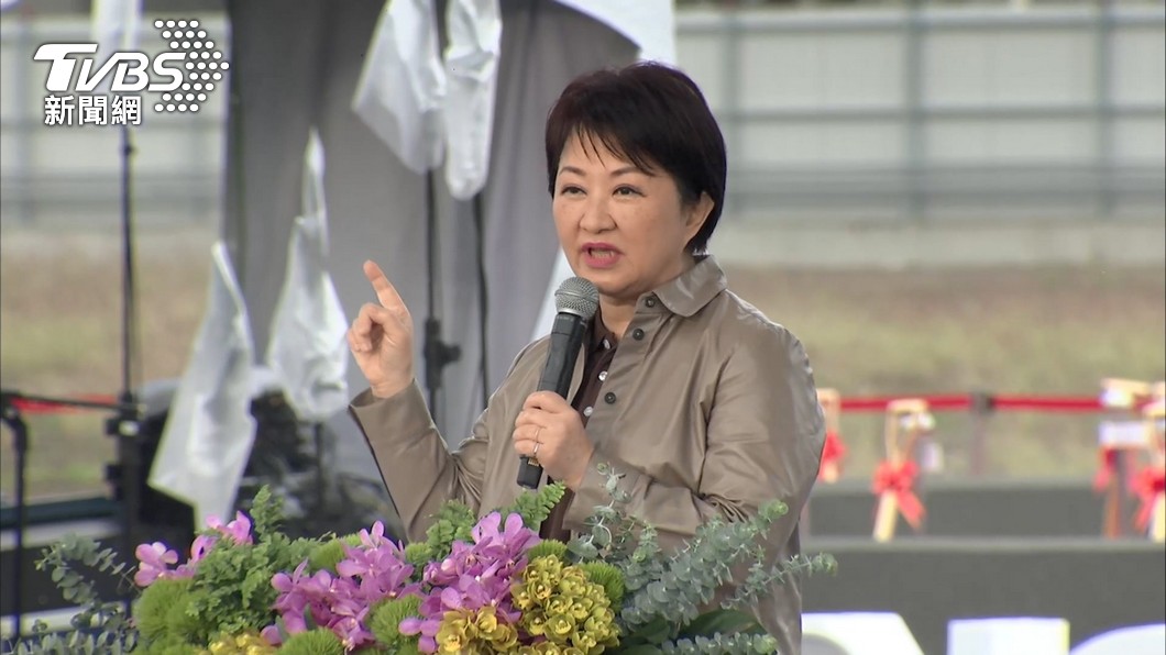 Taichung Mayor Lu Shiow-yen tops approval ratings (TVBS News) Taichung Mayor Lu Shiow-yen tops approval ratings 