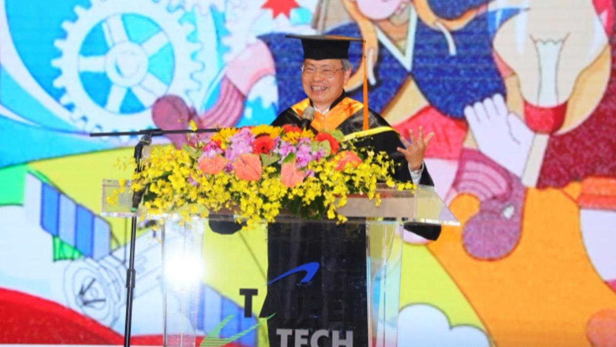 Charles Liang delivered a speech at Taipei Tech (Courtesy of Global Views)