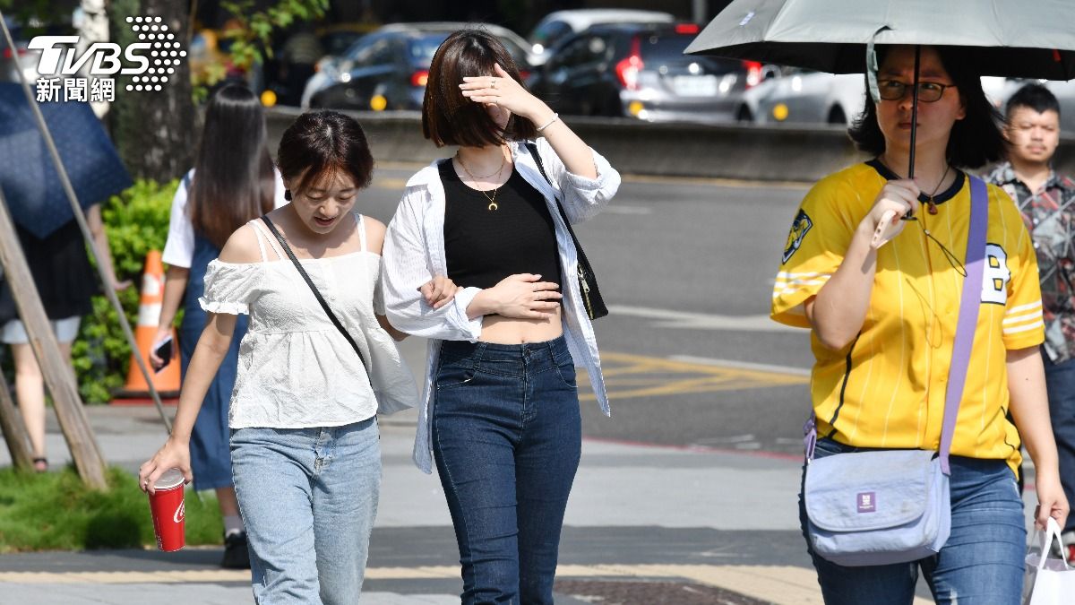 Taiwan braces for 37°C heat wave through Friday