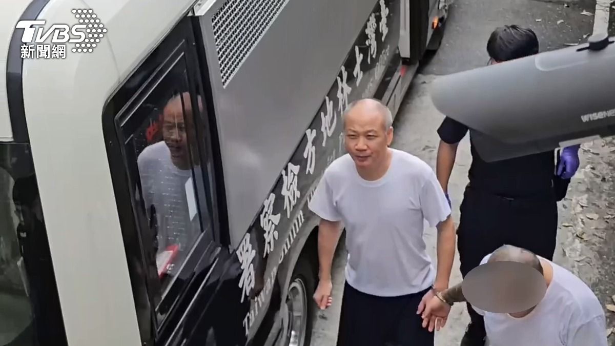 Chinese man seeks asylum to face court (TVBS News) Chinese national seeks asylum, faces Taiwan court