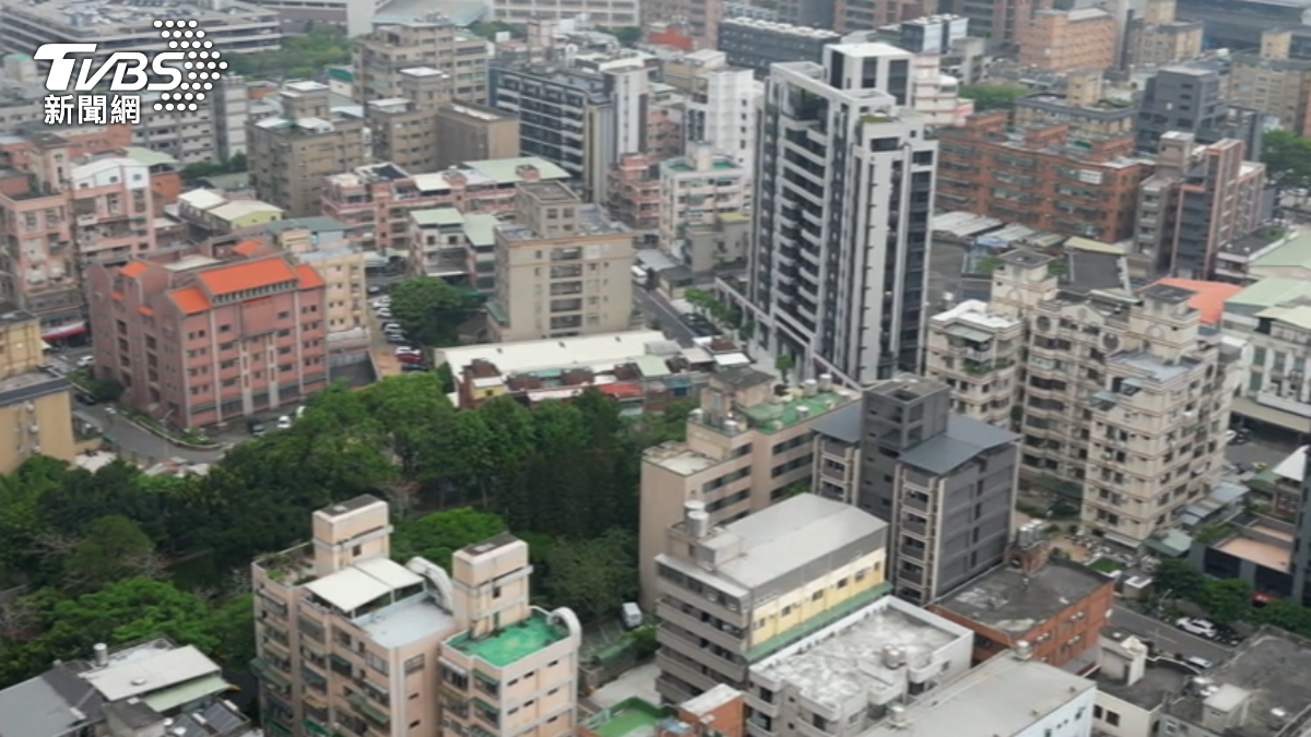 Dual-loan holders hit record high (TVBS News) Taiwanese dual-loan holders hit record high in July