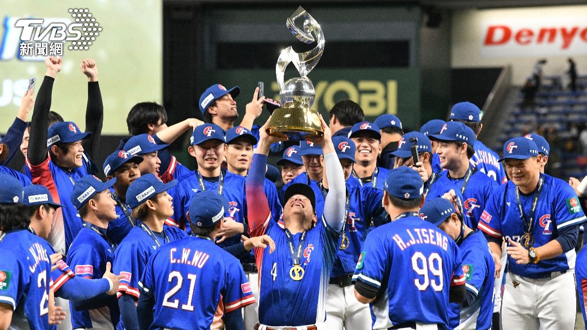 Fighter jets to escort Taiwan’s baseball champions home (TVBS News) Fighter jets to escort Taiwan’s baseball champions home