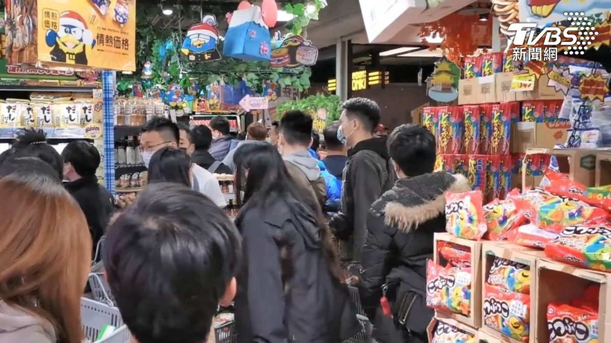Taiwan retail sales hit record high in November (TVBS News) Taiwan retail sales hit record high in November