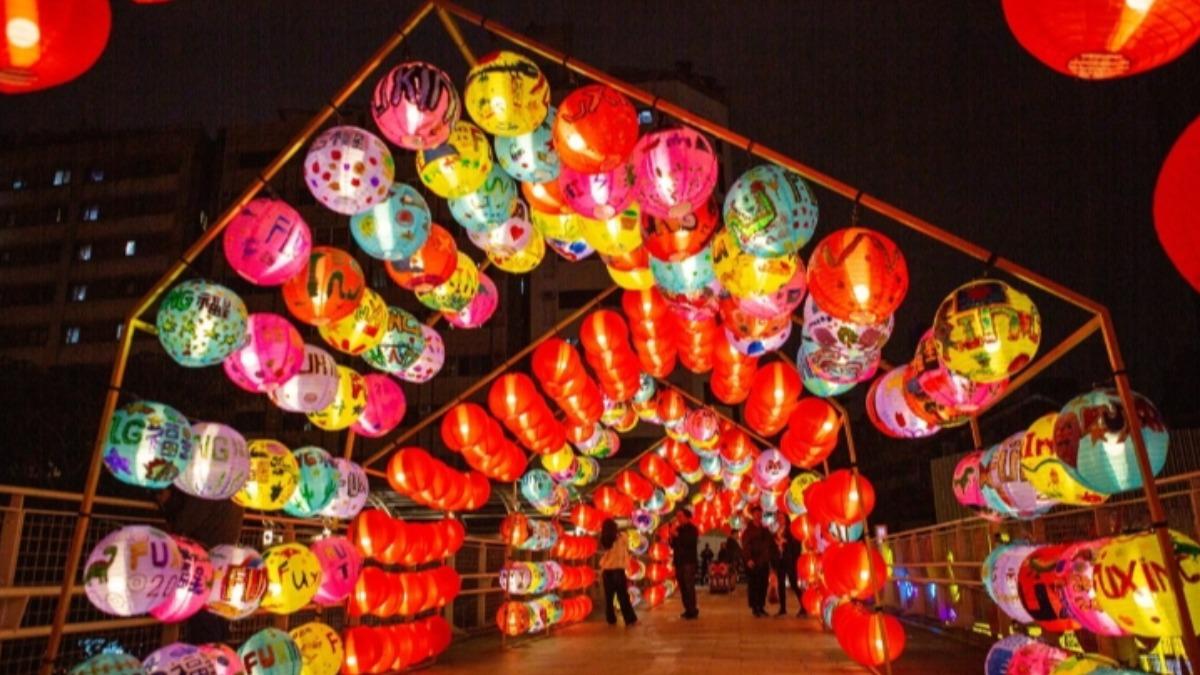 Taipei Lantern Festival promises easy access, fun (Courtesy of Taipei's Department of Information and Tourism)