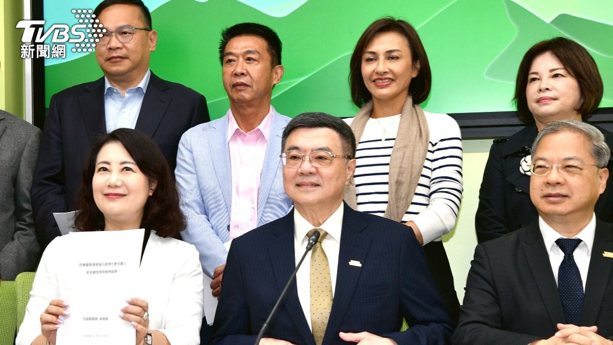 Taiwan premier defends US$12.6B economic resilience package