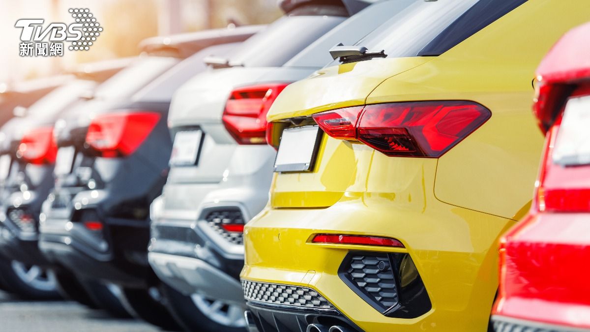 Taiwan reaches bipartisan consensus on vehicle tax reduction (Shutterstock) Taiwan plans car tax cuts amid U.S. tariff negotiations