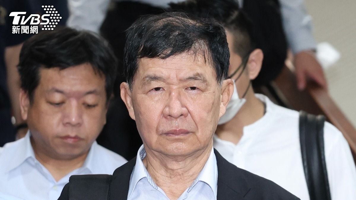 Pong Cheng-sheng mourns wife’s death (TVBS News) Former Taipei official heads to Kaohsiung for final farewell