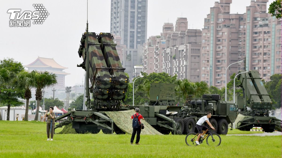 Taiwan’s military drops the script for Han Kuang drills